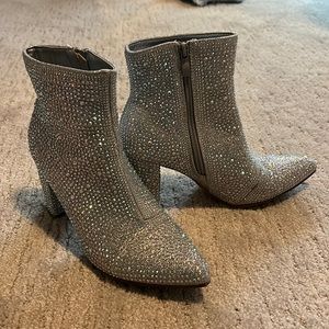 Bejeweled booties 🥳